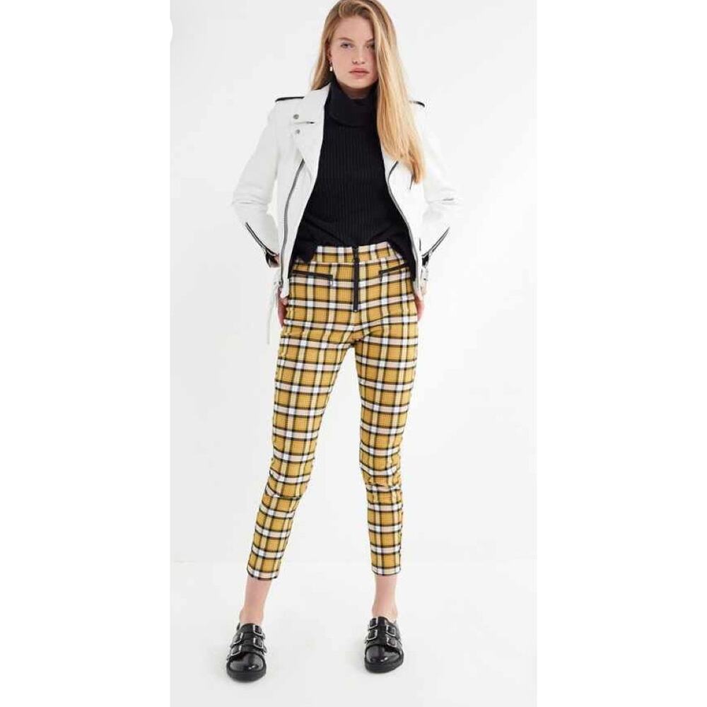 Urban Outfitters Suise High Waisted Zip Front Women's Pants Size 0 JR Yellow